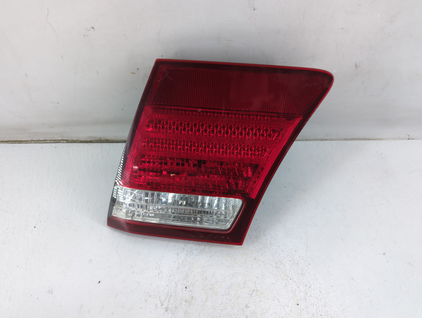 2007-2009 Lexus Ls460 Tail Light Assembly Passenger Right OEM Fits Fits 2007 2008 2009 OEM Used Auto Parts - Oemusedautopart