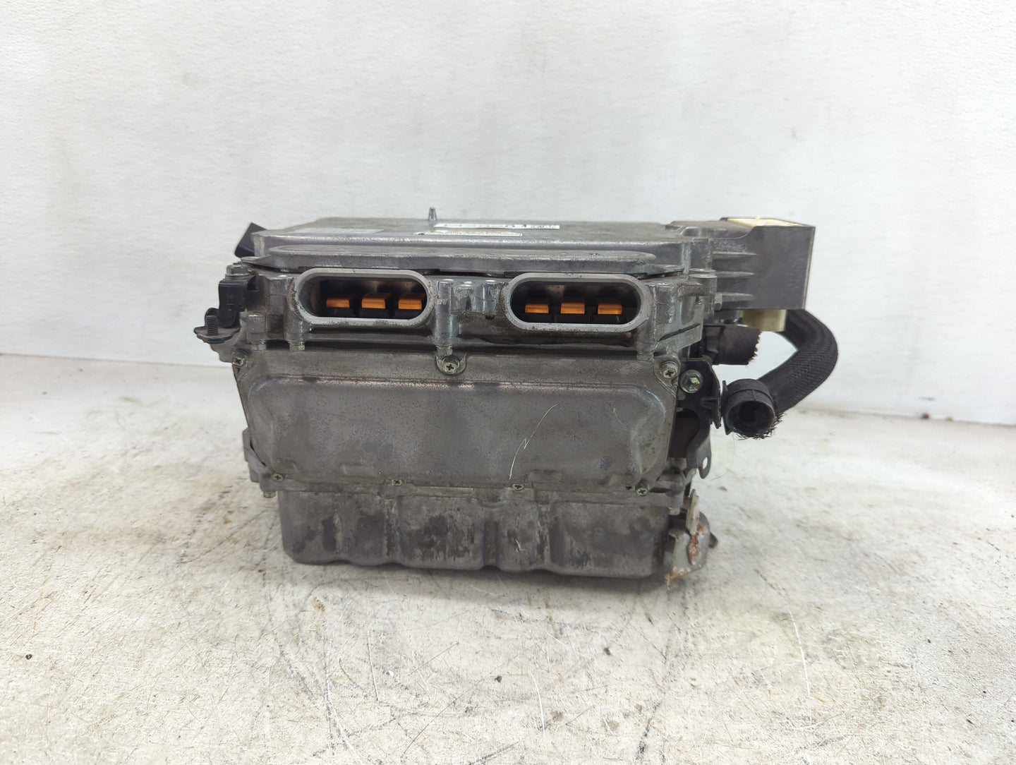 2008 Lexus Ls600h Hybrid DC Synergy Drive Power Inverter P/N:A07H21W002 G9200-50011 Fits OEM Used Auto Parts - Oemusedautopa