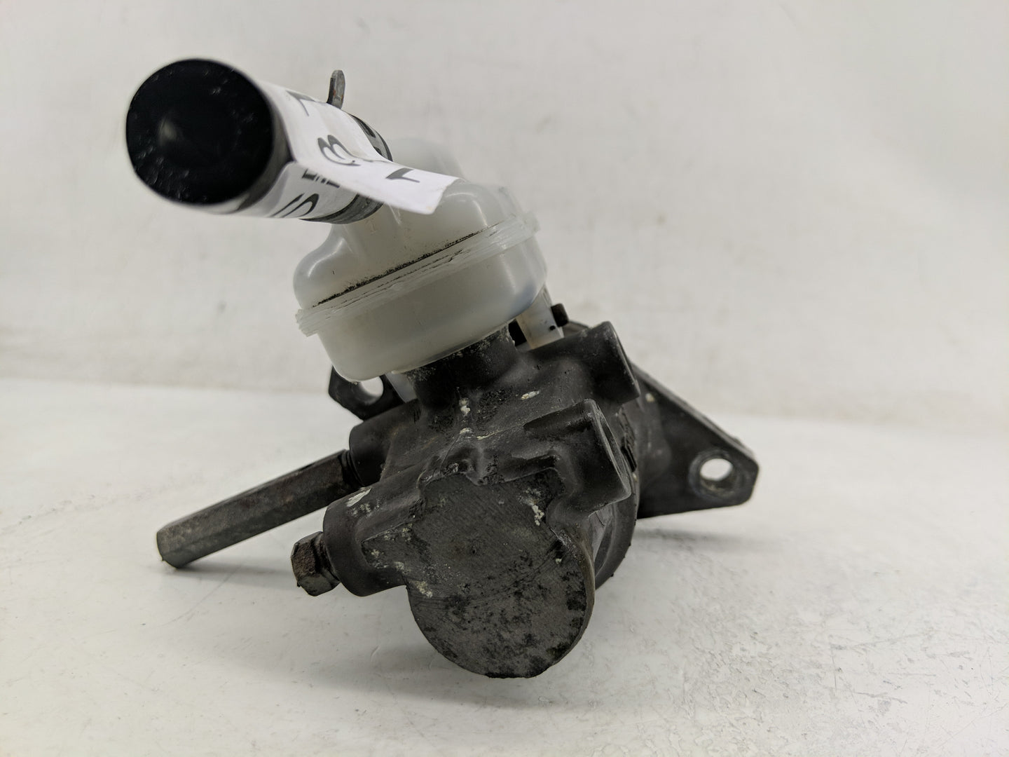 2007-2009 Lexus Rx350 Brake Master Cylinder 1311486 - Oemusedautoparts1.com