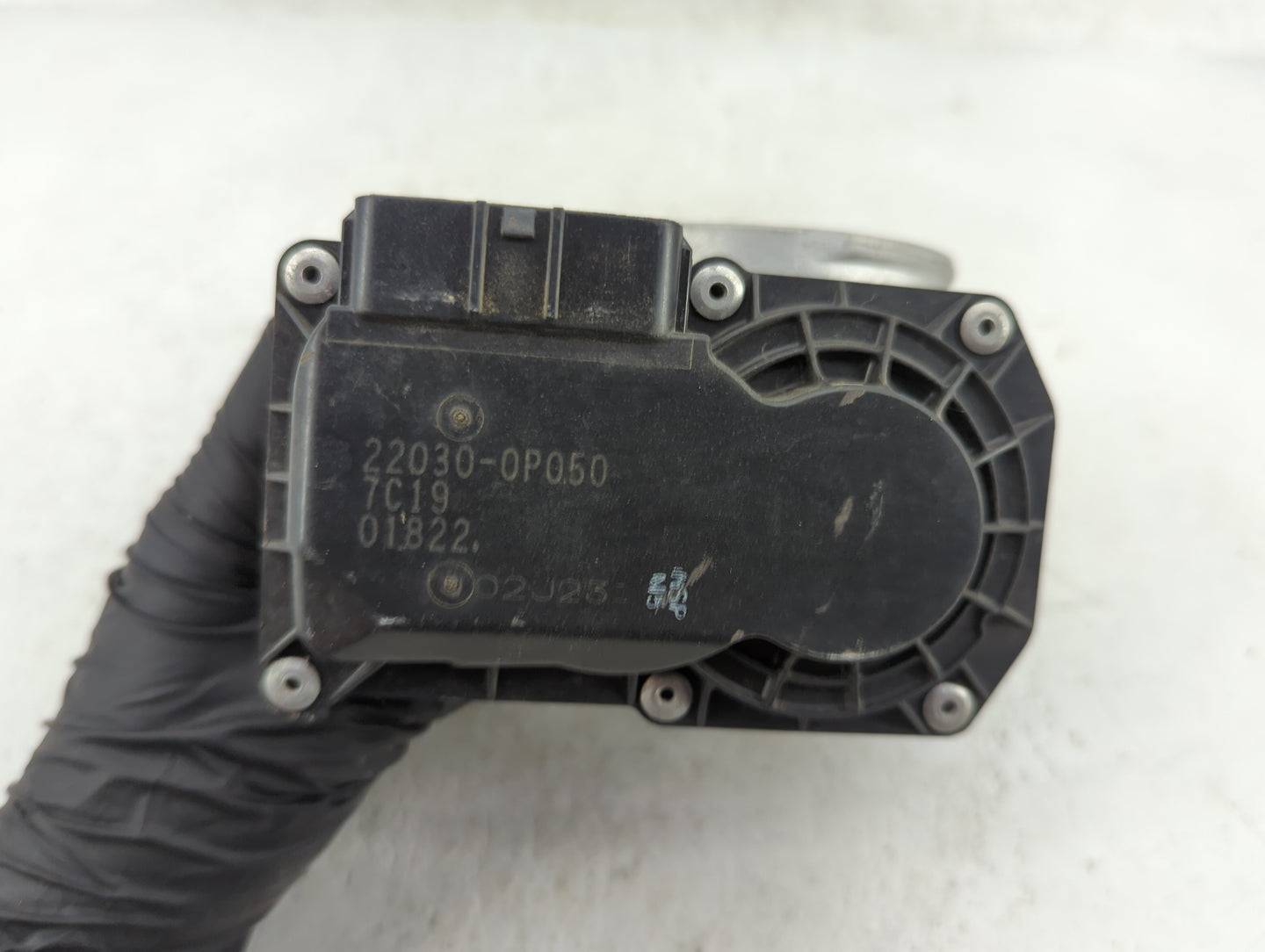 2007-2015 Lexus Rx350 Throttle Body P/N:22030-0P050 Fits OEM Used Auto Parts - Oemusedautoparts1.com