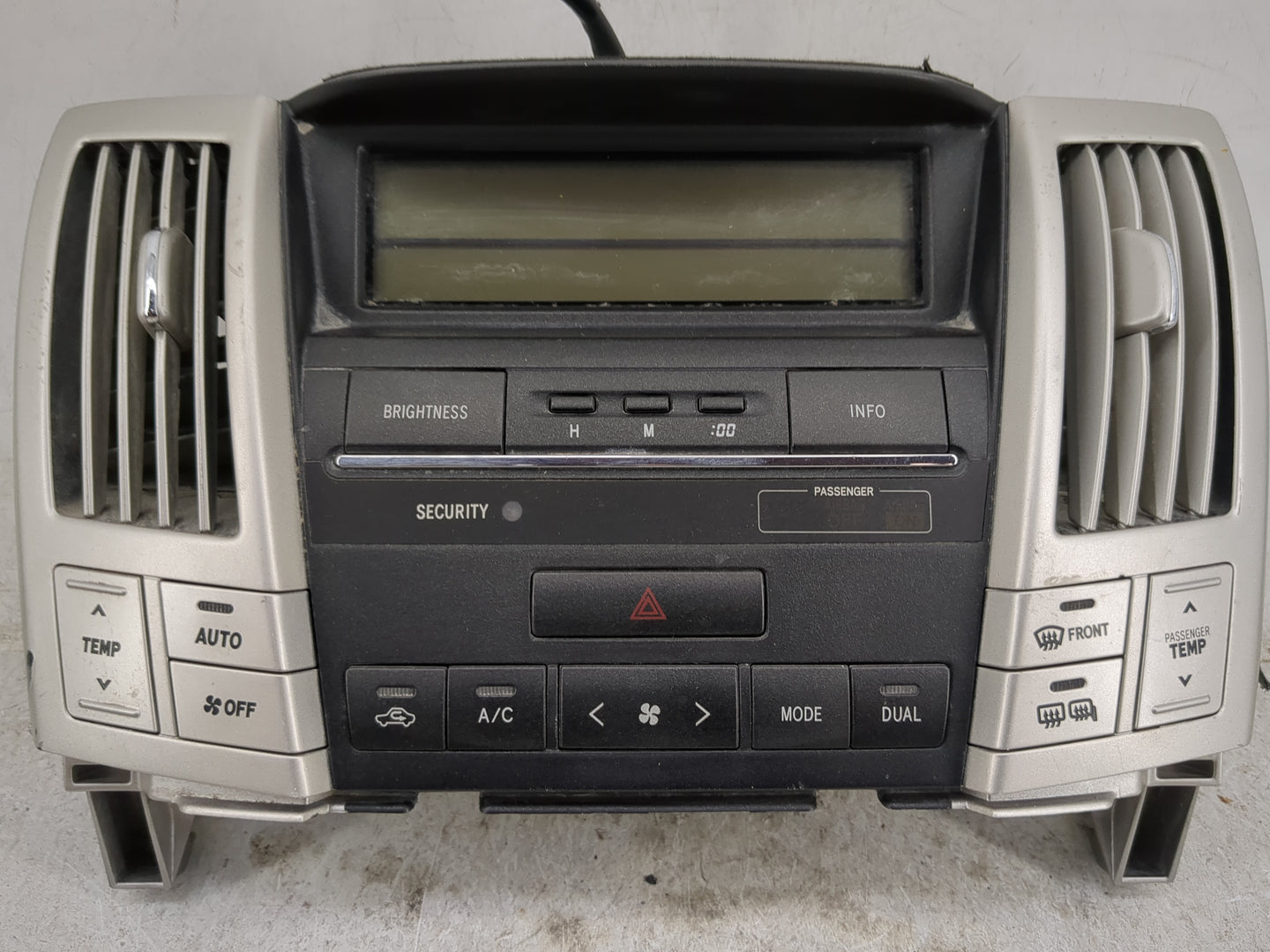 2008 Lexus Rx350 Climate Control Module Temperature AC/Heater Replacement P/N:84010-48290 Fits OEM Used Auto Parts - Oemused