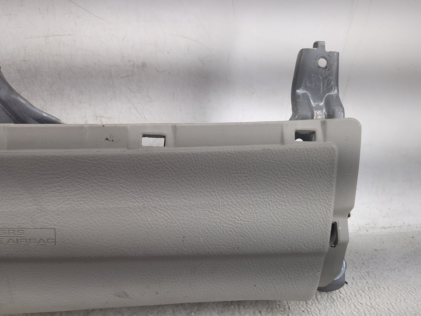 2008 Lexus Rx350 Air Bag Driver Left Knee OEM P/N:101854307M05 Fits OEM Used Auto Parts - Oemusedautoparts1.com