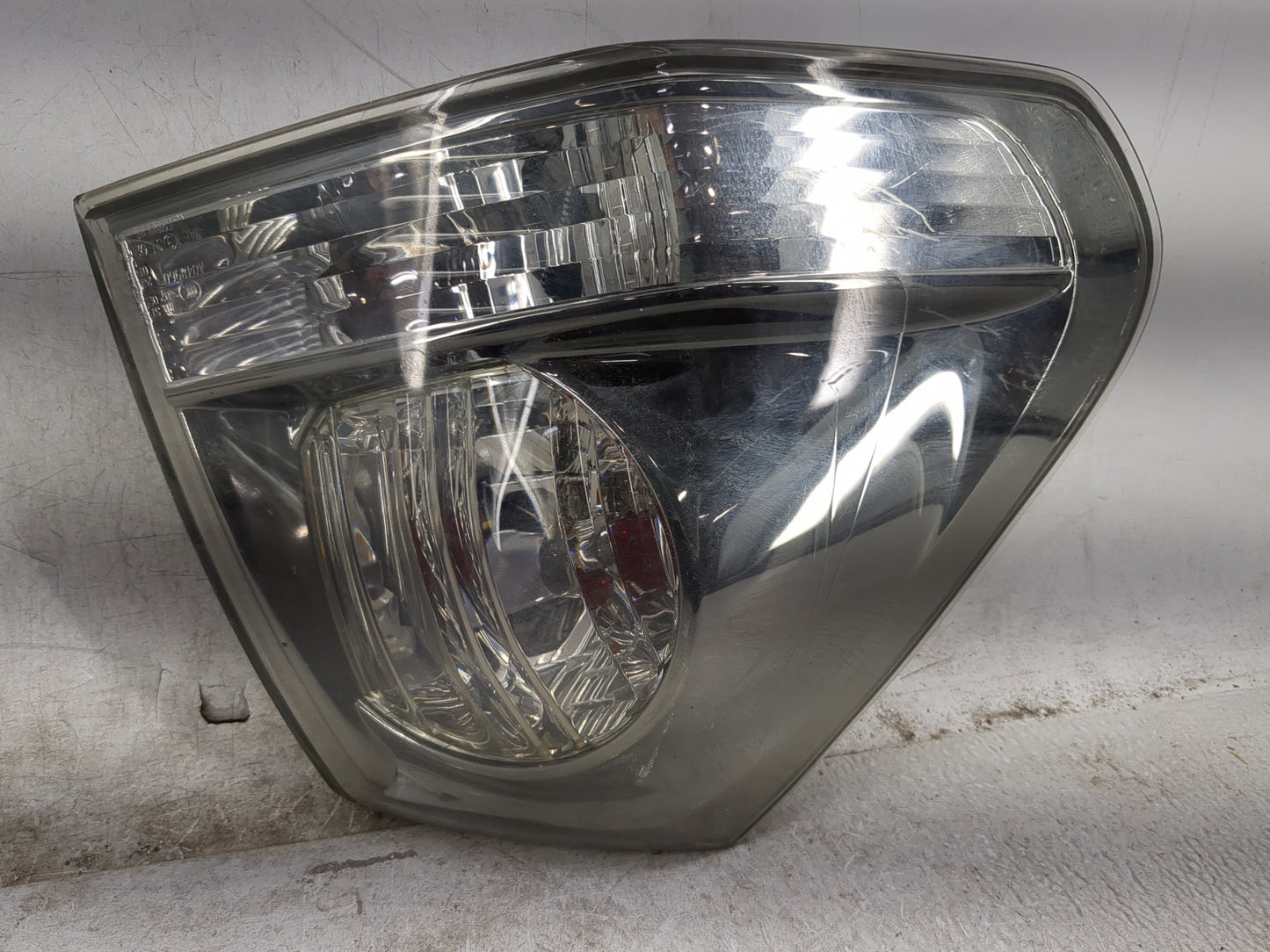 2007-2009 Lexus Rx350 Tail Light Assembly Passenger Right OEM Fits Fits 2004 2005 2006 2007 2008 2009 OEM Used Auto Parts - 