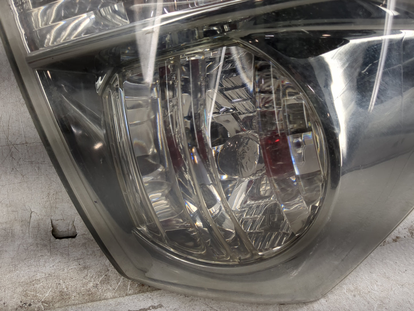 2007-2009 Lexus Rx350 Tail Light Assembly Passenger Right OEM Fits Fits 2004 2005 2006 2007 2008 2009 OEM Used Auto Parts - 