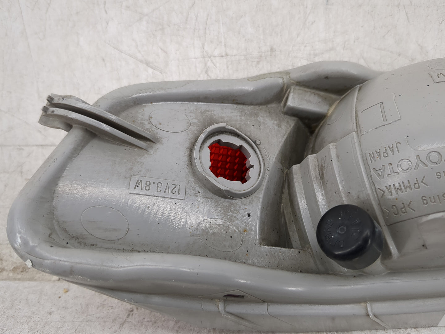2007-2009 Lexus Rx350 Tail Light Assembly Driver Left OEM P/N:W21W Fits Fits 2004 2005 2006 2007 2008 2009 OEM Used Auto Par