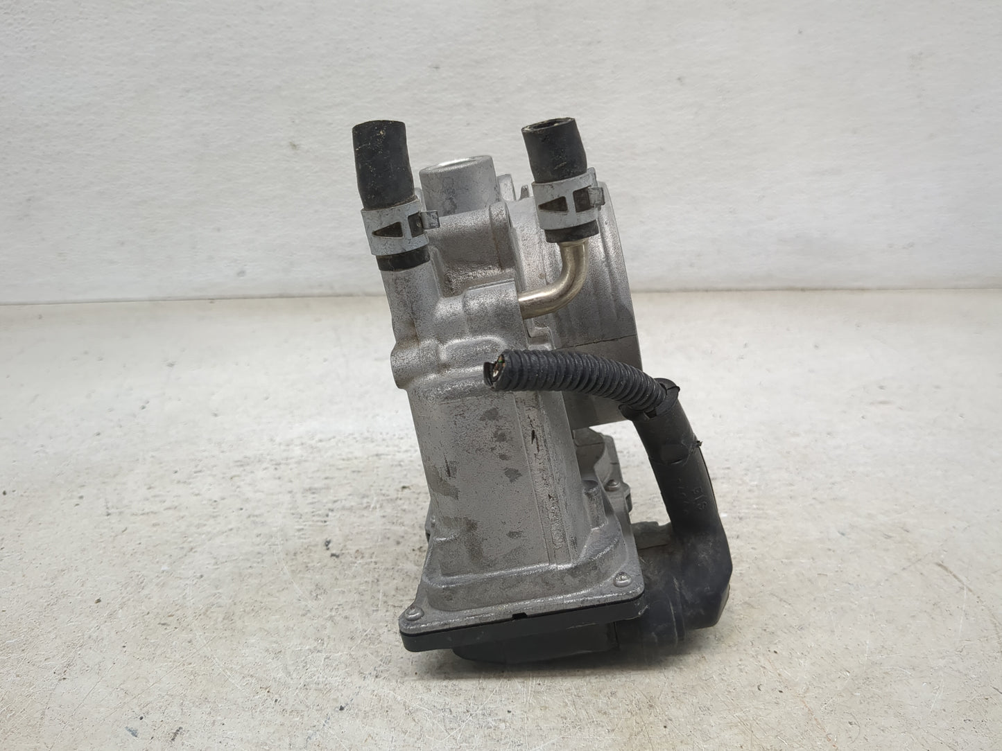 2007-2015 Lexus Rx350 Throttle Body Fits Fits 2005 2006 2007 2008 2009 2010 2011 2012 2013 2014 2015 2016 2017 2018 OEM Used