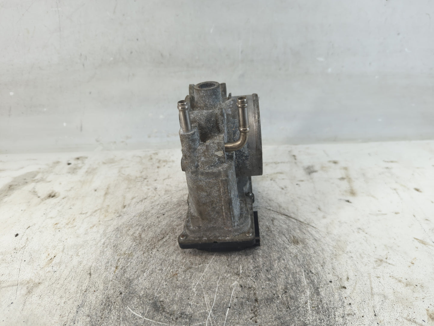 2007-2015 Lexus Rx350 Throttle Body P/N:22030-0P050 Fits OEM Used Auto Parts - Oemusedautoparts1.com