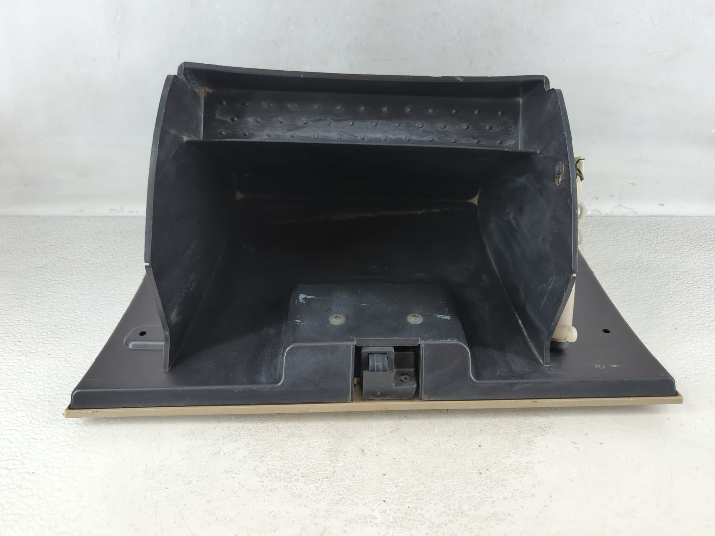 2008 Lincoln Mkx Passenger Glove Box Door Storage Compartment 1079029 - Oemusedautoparts1.com