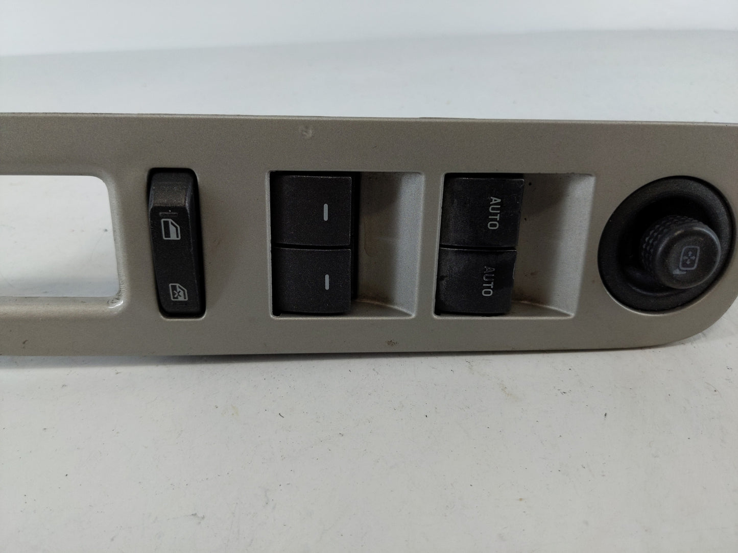 2008-2010 Lincoln Mkx Master Power Window Switch Replacement Driver Side Left P/N:8A1T-14540-AAW Fits Fits 2008 2009 2010 OE