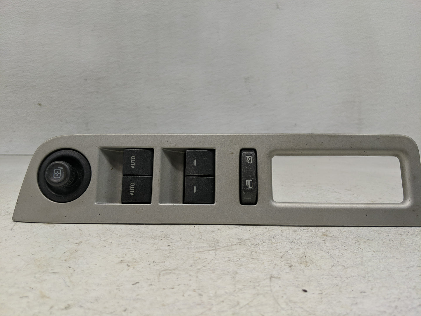 2008-2010 Lincoln Mkx Master Power Window Switch Replacement Driver Side Left P/N:8A1T-17B676-AA38N8 Fits OEM Used Auto Part