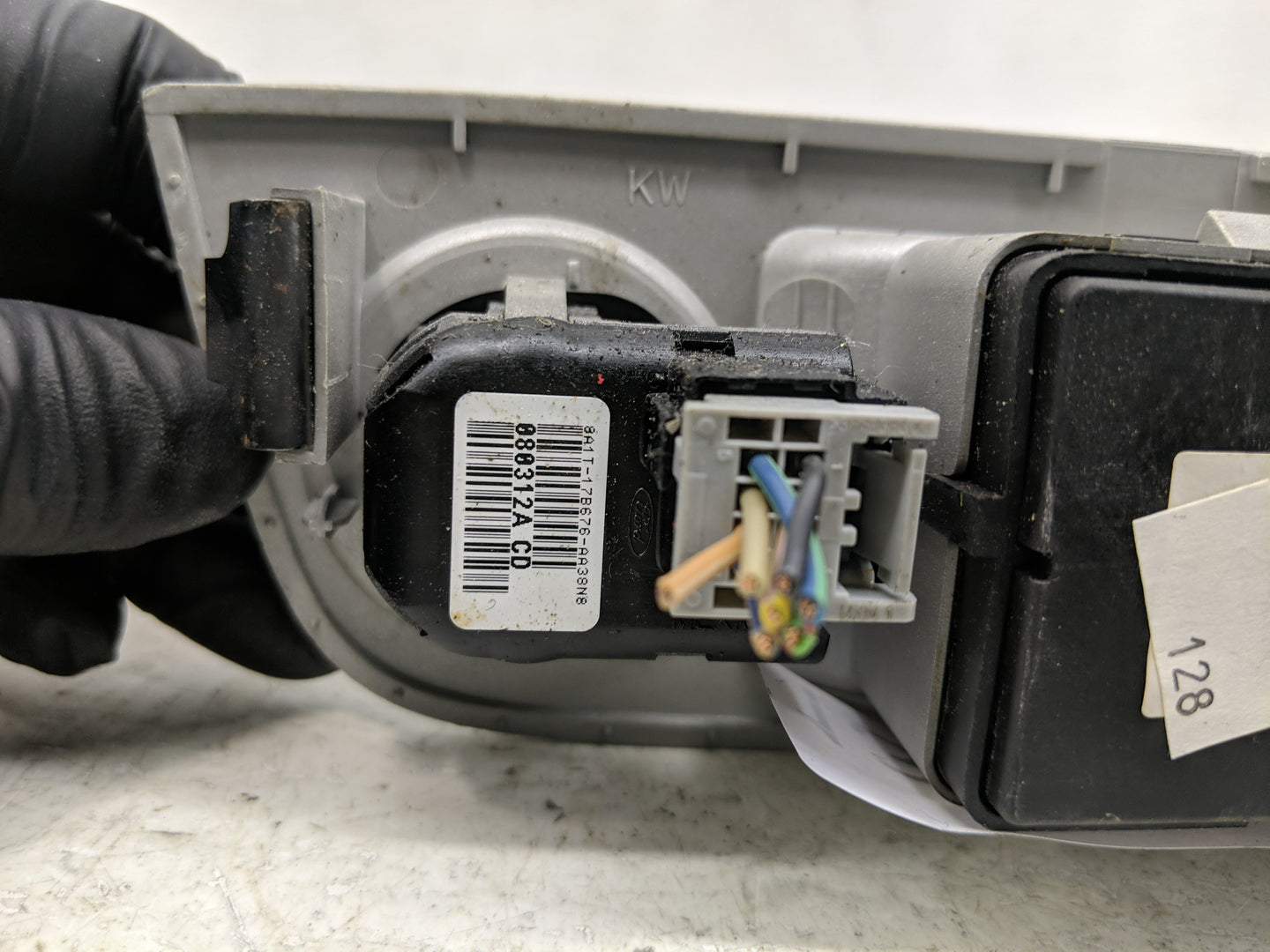 2008-2010 Lincoln Mkx Master Power Window Switch Replacement Driver Side Left P/N:8A1T-17B676-AA38N8 Fits OEM Used Auto Part