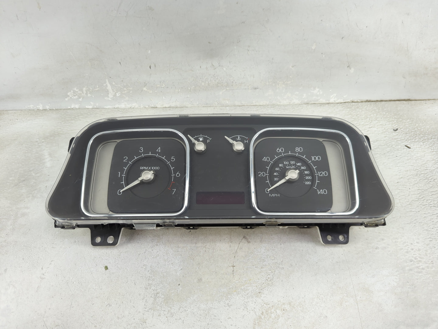 2007-2008 Lincoln Mkx Instrument Cluster Speedometer Gauges P/N:8A1T-10849-AC MX157540-1991 Miles: Fits Fits 2007 2008 OEM U