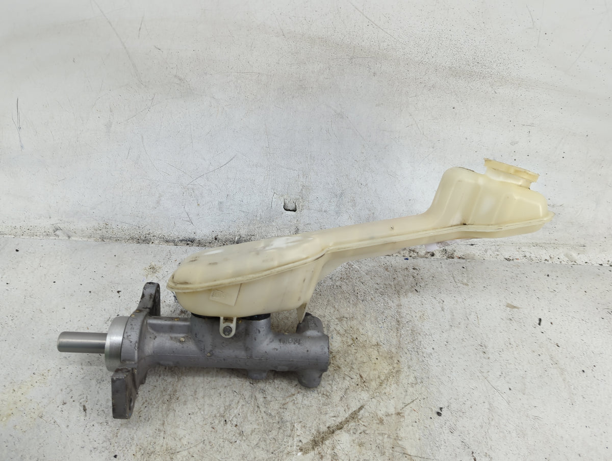 2007-2010 Lincoln Mkx Brake Master Cylinder 1490539 - Oemusedautoparts1.com