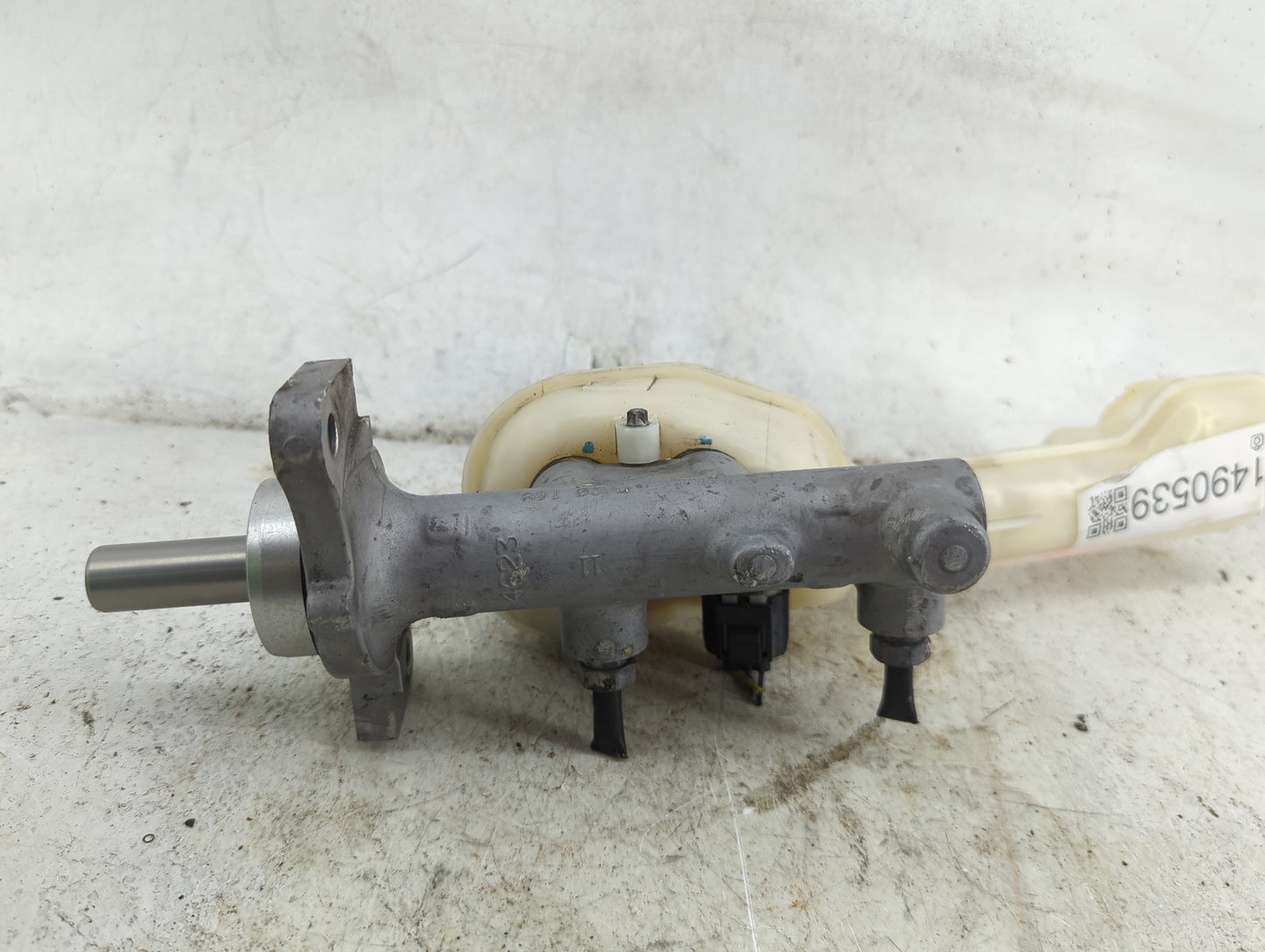 2007-2010 Lincoln Mkx Brake Master Cylinder 1490539 - Oemusedautoparts1.com