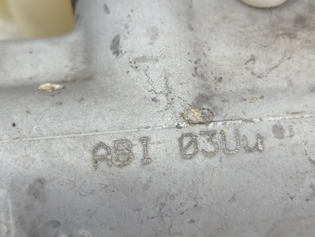 2007-2010 Lincoln Mkx Brake Master Cylinder 1490539 - Oemusedautoparts1.com