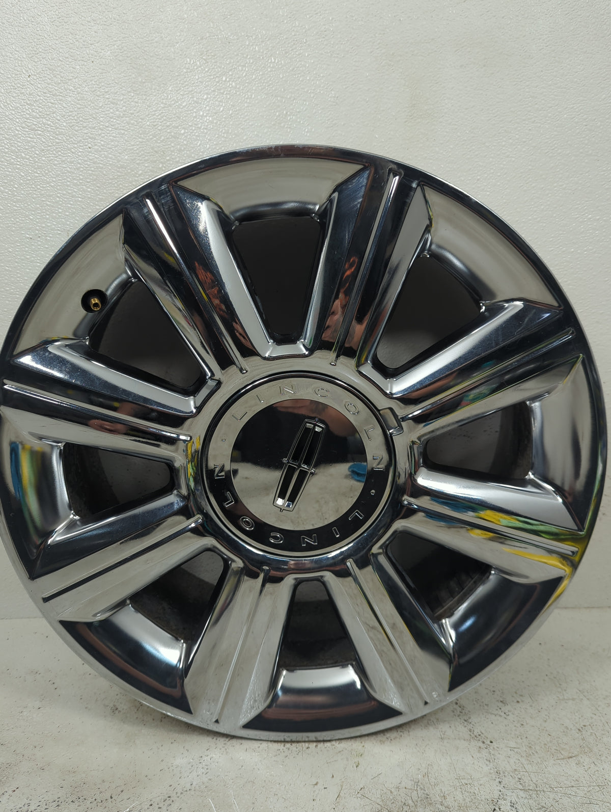 2008 Lincoln Mkx Oem Wheel Rim 5015198 - Oemusedautoparts1.com