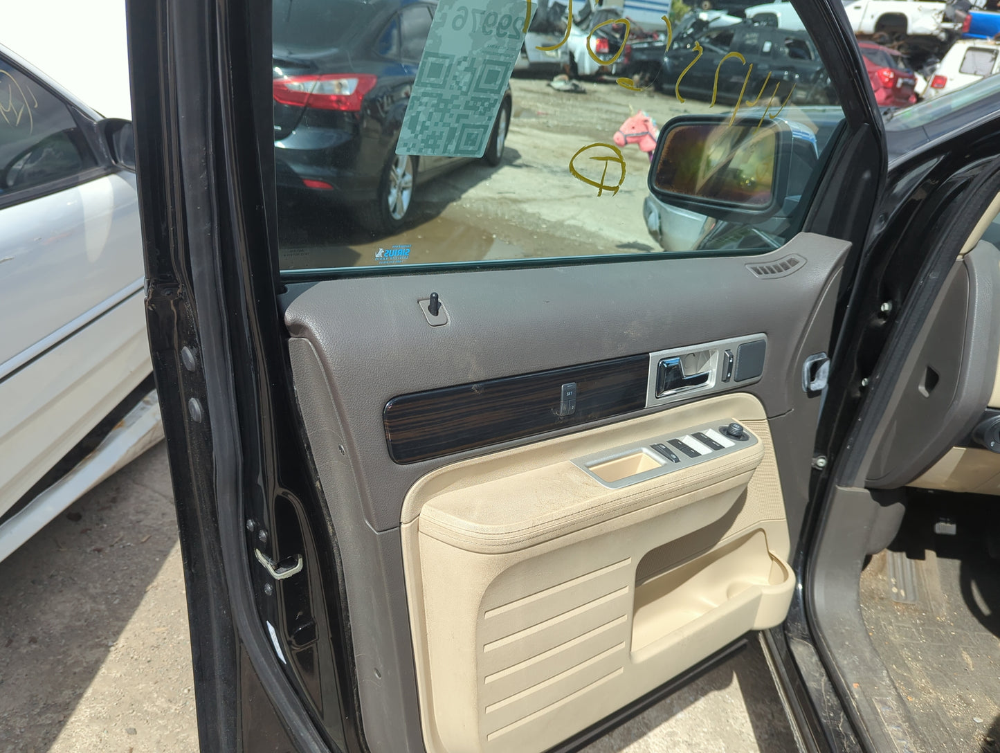2008 Lincoln Mkx Front Left Driver Interior Door Panel Trim - Oemusedautoparts1.com