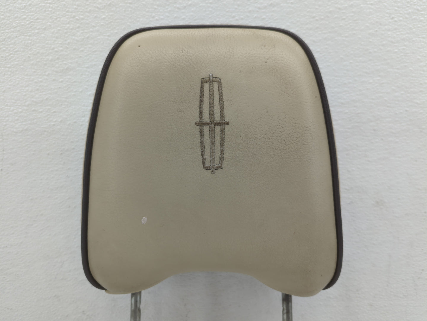 2008 Lincoln Mkx Headrest Head Rest Front Driver Passenger Seat Fits OEM Used Auto Parts - Oemusedautoparts1.com