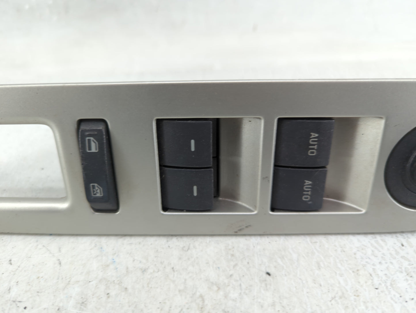 2008-2010 Lincoln Mkx Master Power Window Switch Replacement Driver Side Left P/N:8A1T-14540-AAW Fits Fits 2008 2009 2010 OE