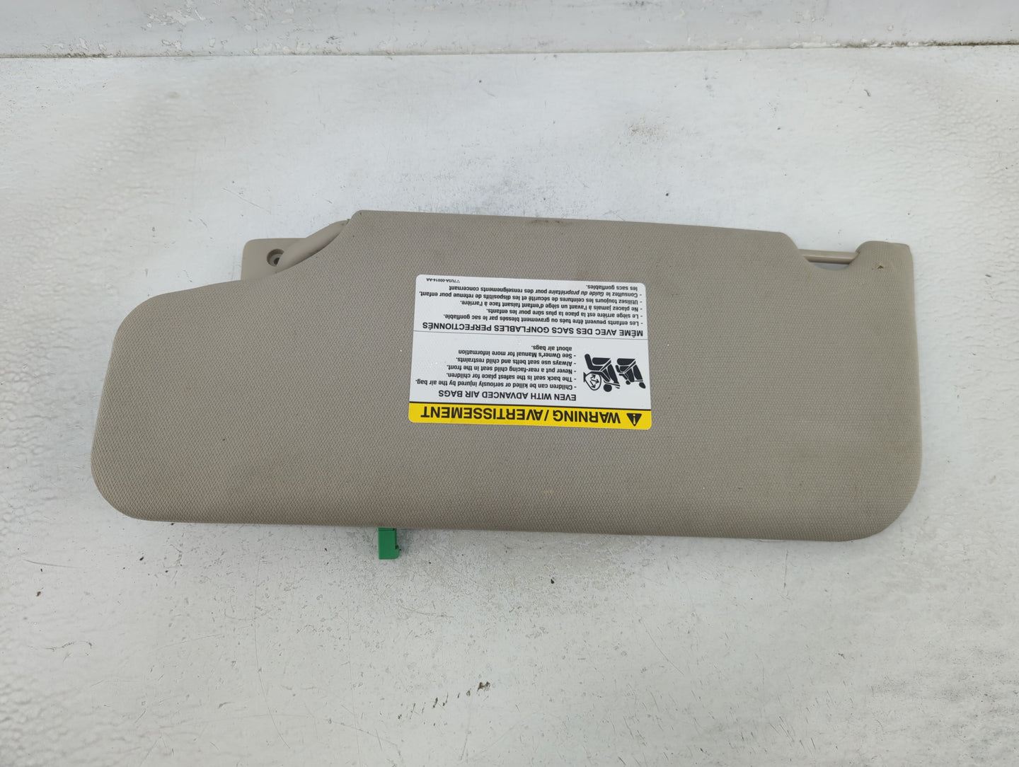 2007-2010 Lincoln Mkx Sun Visor Shade Replacement Passenger Right Mirror Fits Fits 2007 2008 2009 2010 OEM Used Auto Parts -