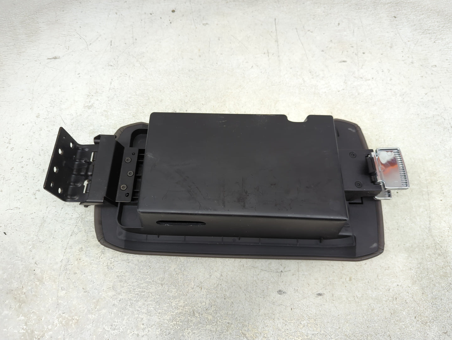 2008 Lincoln Mkx Center Console Armrest Cover Lid Fits OEM Used Auto Parts - Oemusedautoparts1.com