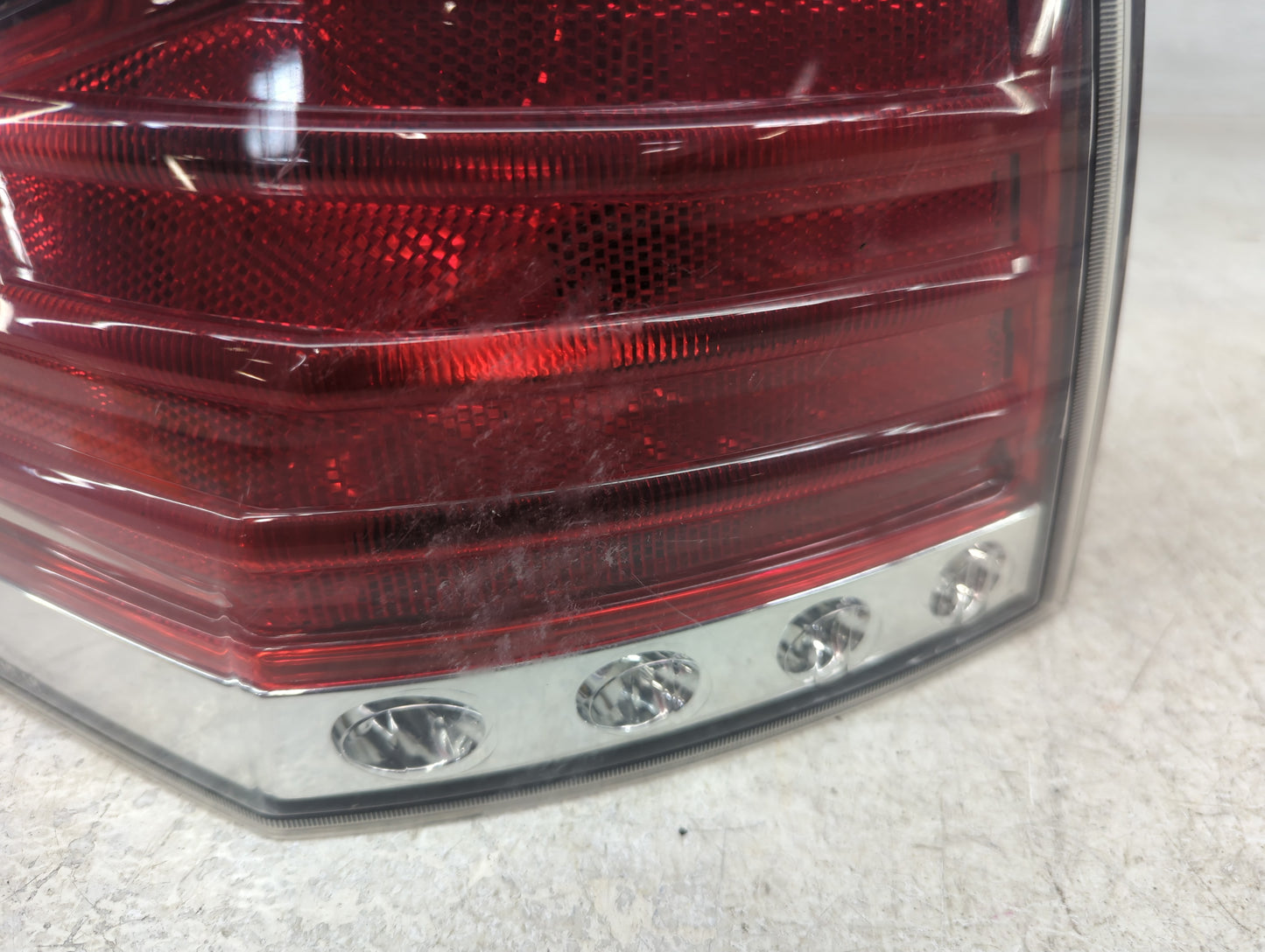 2007-2010 Lincoln Mkx Tail Light Assembly Driver Left OEM Fits Fits 2007 2008 2009 2010 OEM Used Auto Parts - Oemusedautopar