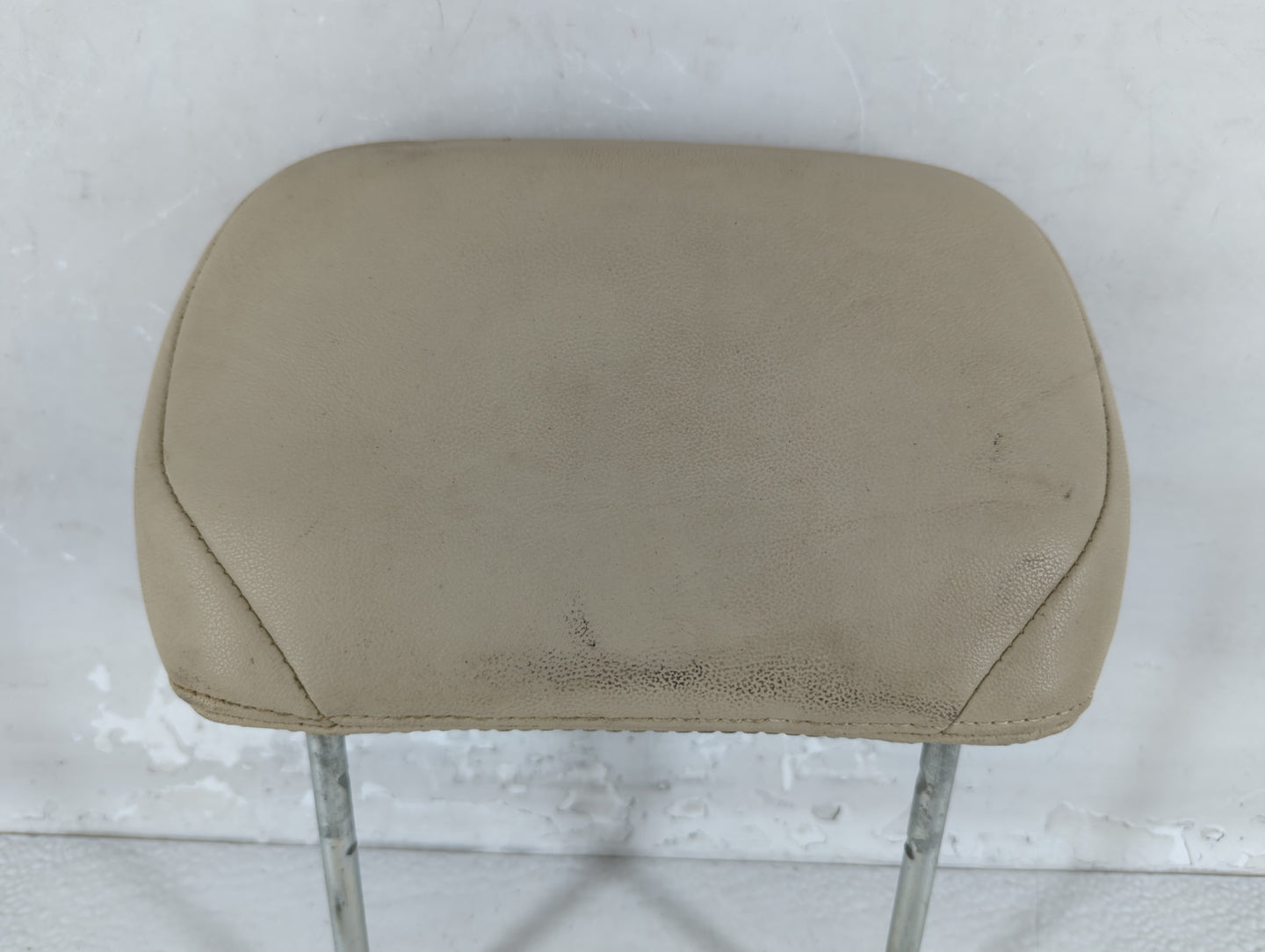 2008-2010 Lincoln Mkx Headrest Head Rest Rear Seat Fits Fits 2008 2009 2010 OEM Used Auto Parts - Oemusedautoparts1.com