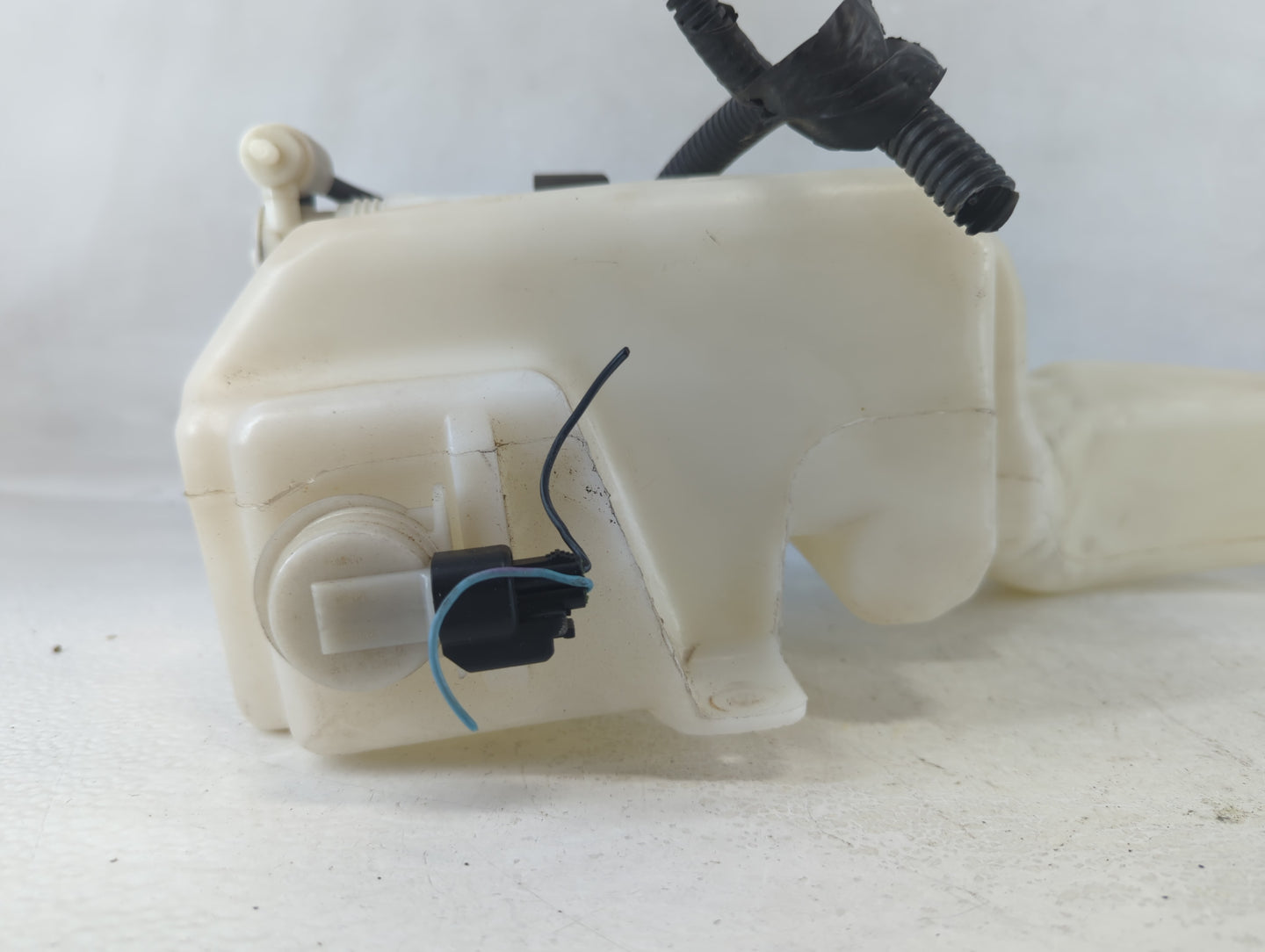 2007-2015 Lincoln Mkx Windshield Washer Fluid Reservoir Bottle Oem - Oemusedautoparts1.com