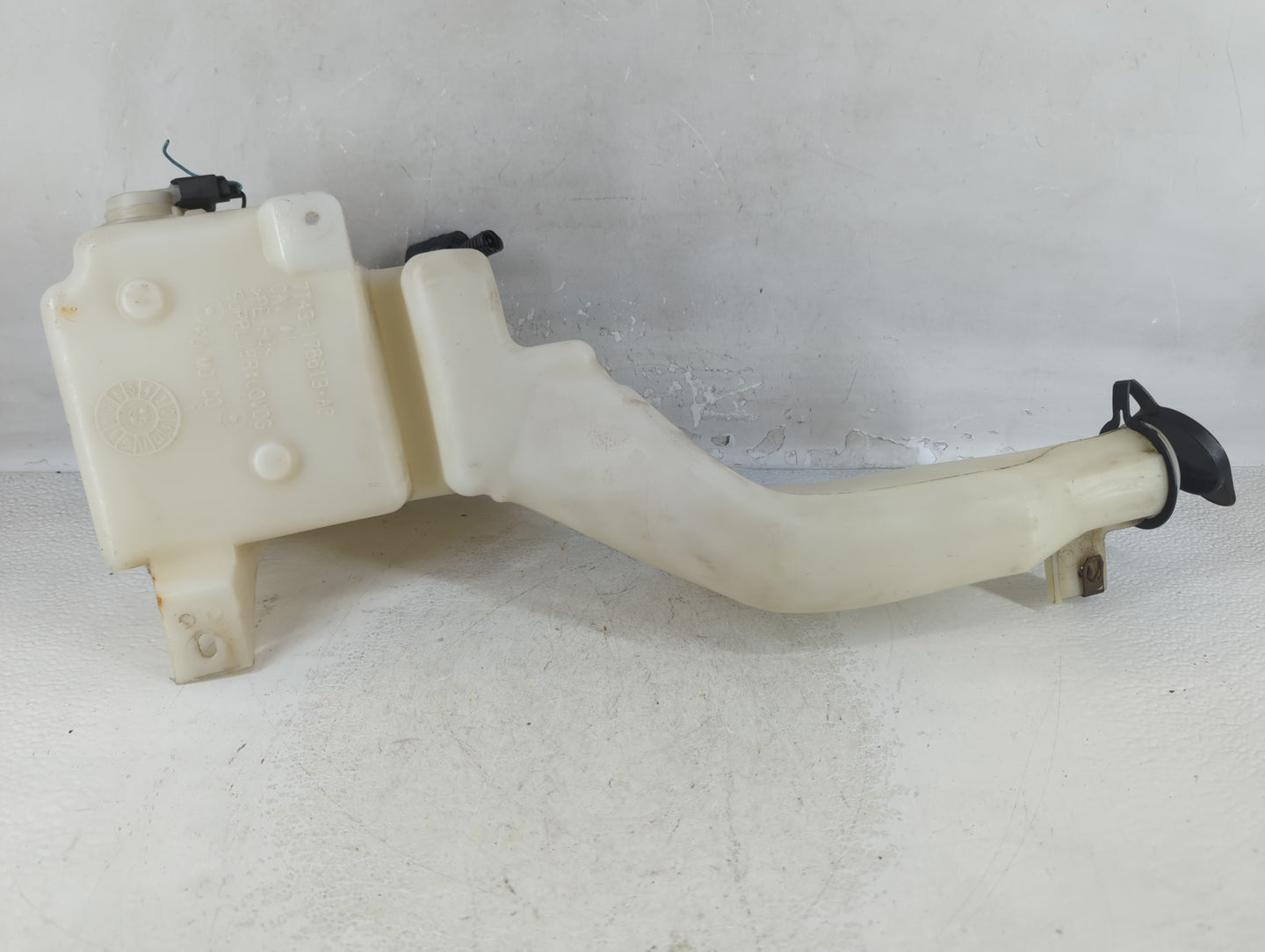 2007-2015 Lincoln Mkx Windshield Washer Fluid Reservoir Bottle Oem - Oemusedautoparts1.com