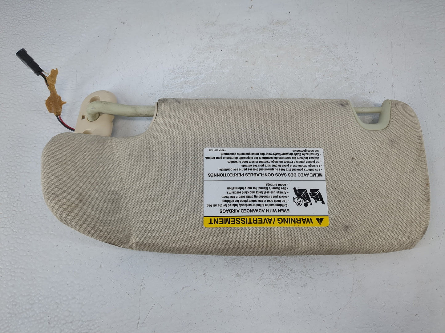 2007-2009 Lincoln Mkz Sun Visor Shade Replacement Passenger Right Mirror Fits Fits 2006 2007 2008 2009 OEM Used Auto Parts -