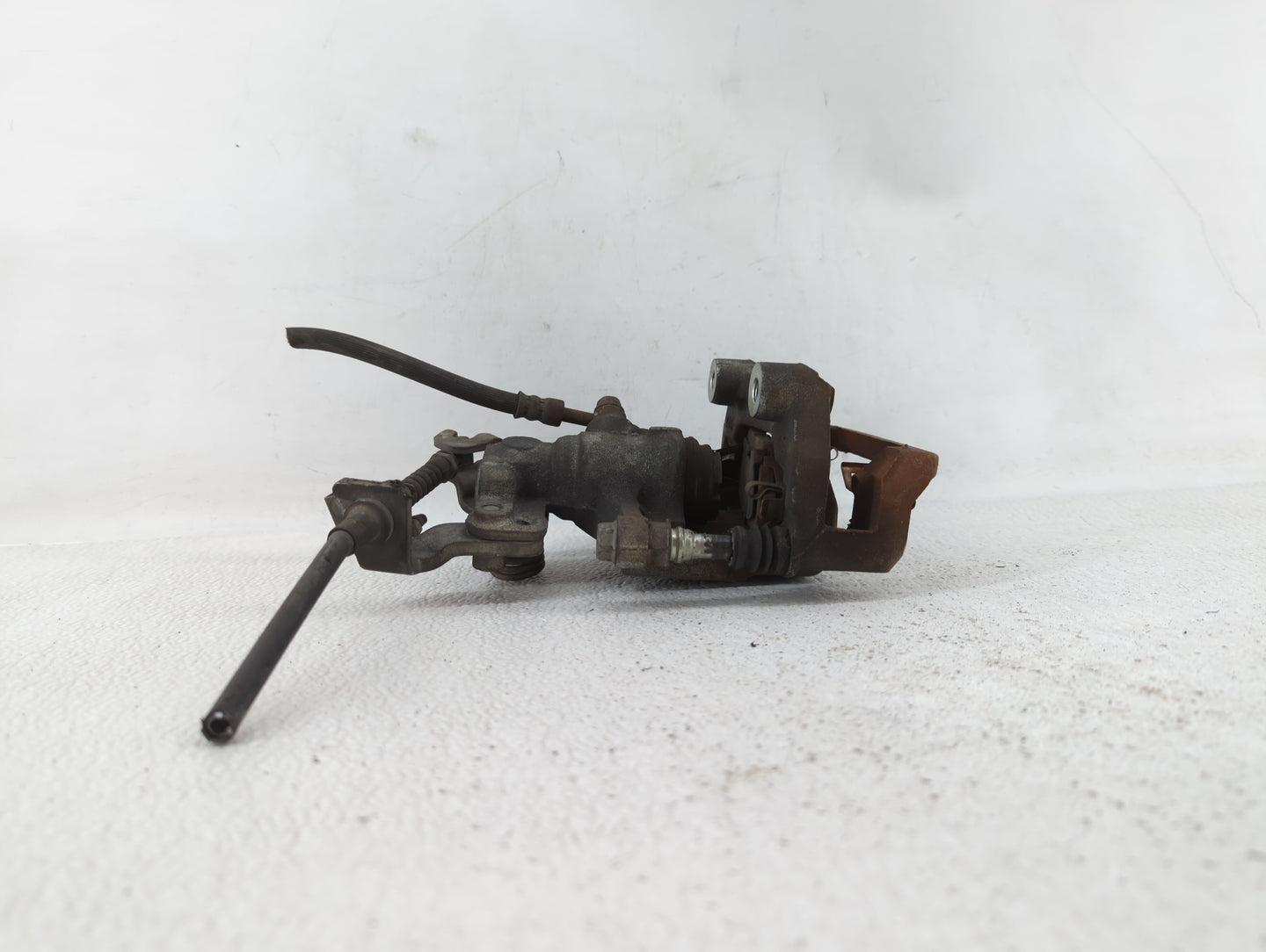 2007-2012 Lincoln Mkz Rear Driver Left Brake Caliper - Oemusedautoparts1.com