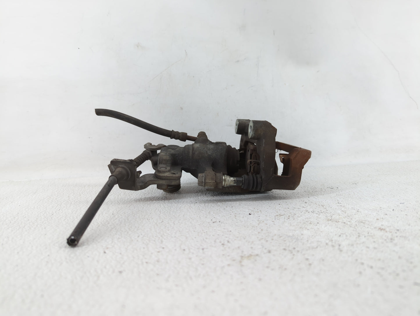 2007-2012 Lincoln Mkz Rear Driver Left Brake Caliper - Oemusedautoparts1.com