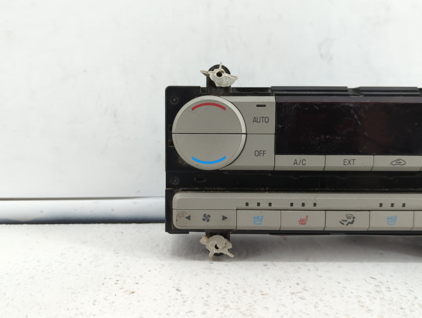 Lincoln Mkz Radio Control Panel - Oemusedautoparts1.com