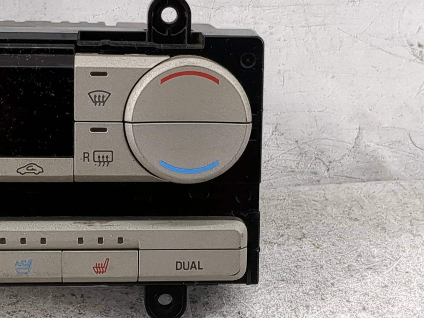 2007-2009 Lincoln Mkz Climate Control Module Temperature AC/Heater Replacement P/N:8H6H-18C612-CA 8H6H-LBCY-CA Fits OEM Used