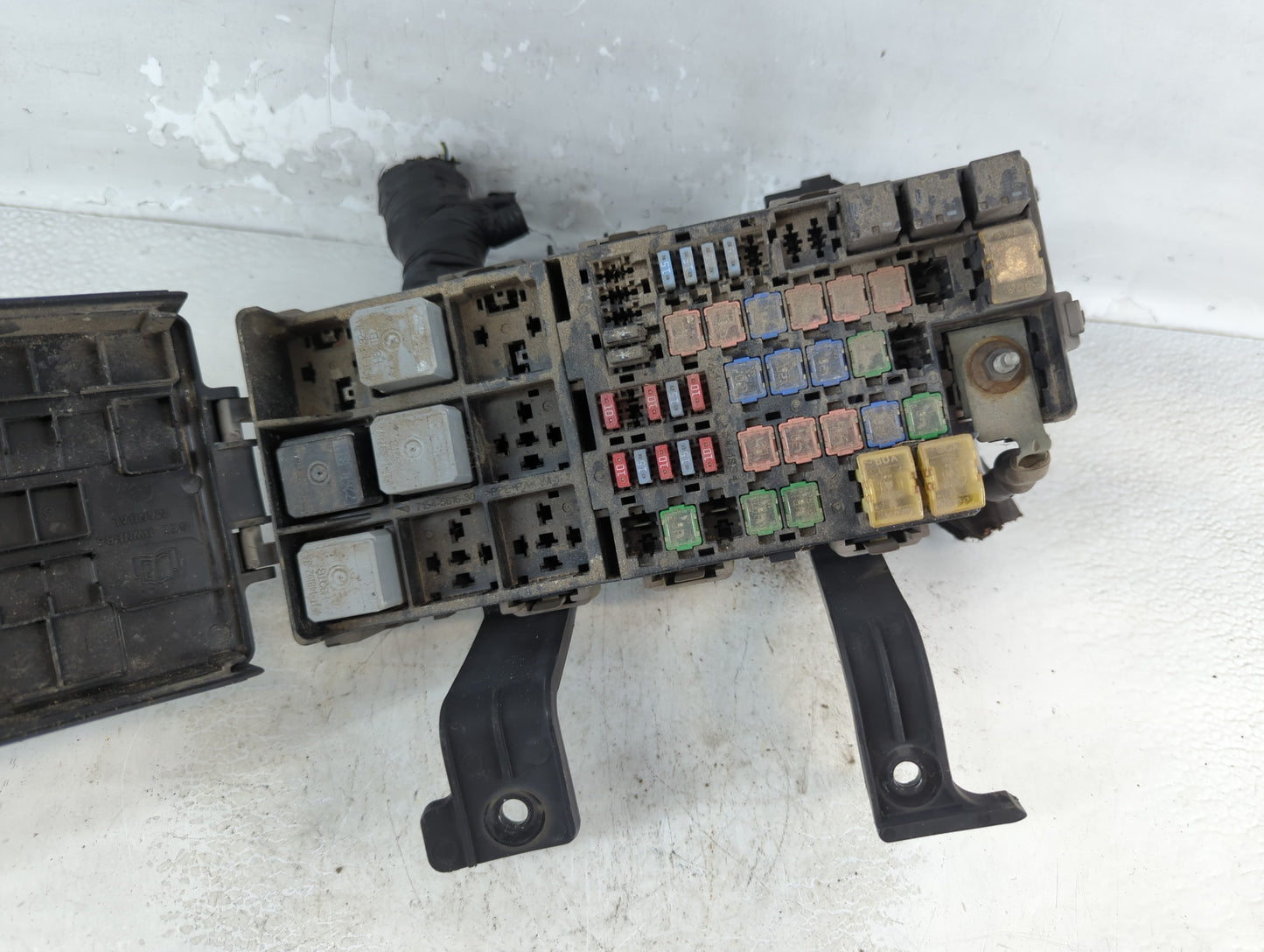 2007-2010 Lincoln Mkz Fusebox Fuse Box Panel Relay Module Fits Fits 2007 2008 2009 2010 OEM Used Auto Parts - Oemusedautopar
