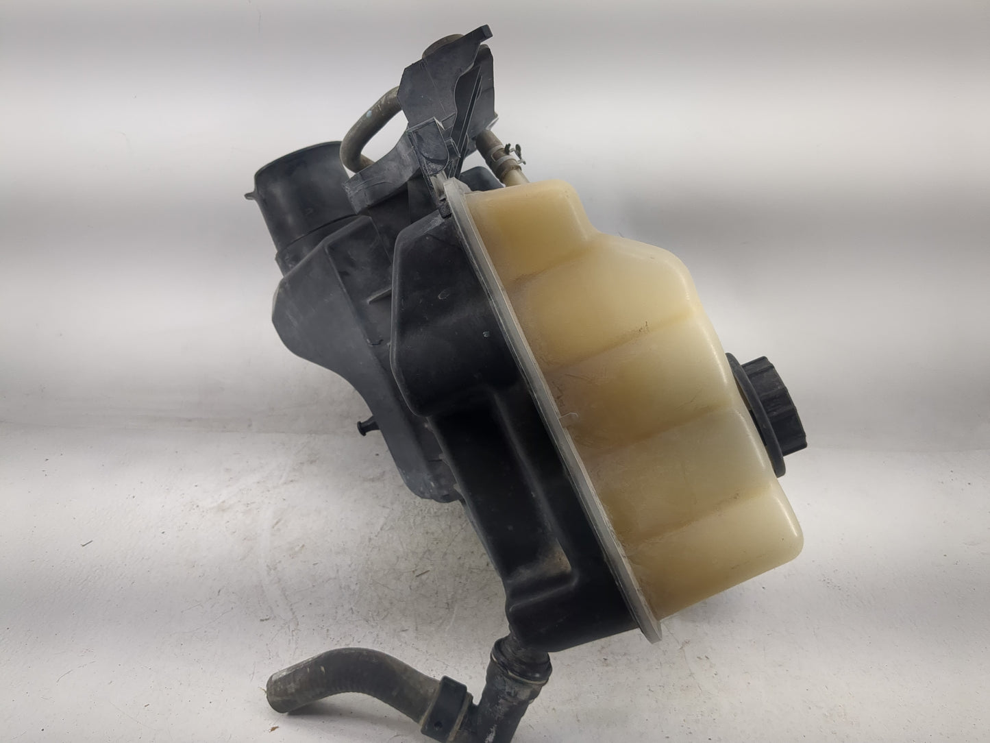 2007-2008 Lincoln Navigator Air Cleaner Intake-duct Hose Tube - Oemusedautoparts1.com