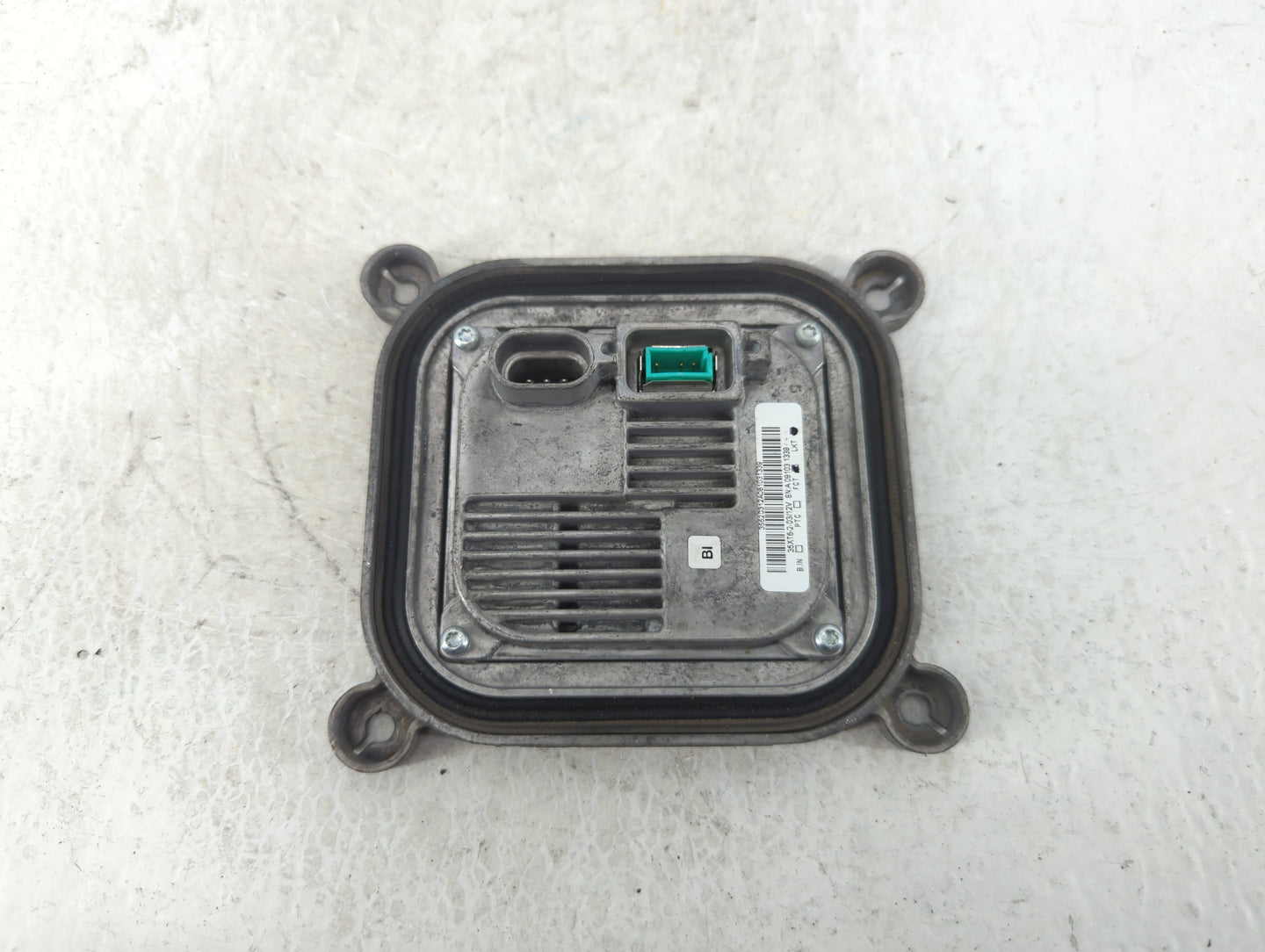 2008 Lincoln Navigator Headlight Ballast Head Light - Oemusedautoparts1.com
