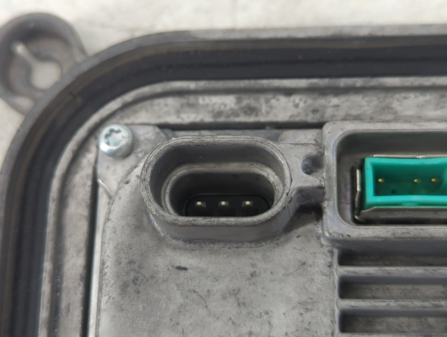 2008 Lincoln Navigator Headlight Ballast Head Light - Oemusedautoparts1.com