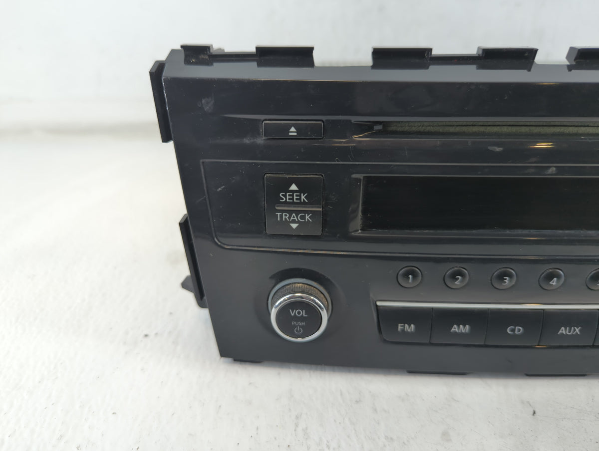 2008 Lincoln Navigator Radio AM FM Cd Player Receiver Replacement P/N:28185 3TB0G Fits OEM Used Auto Parts - Oemusedautopart