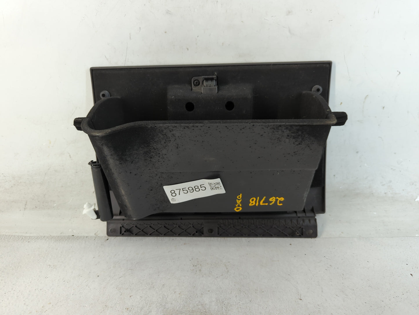 2008 Lincoln Navigator Passenger Glove Box Door Storage Compartment - Oemusedautoparts1.com