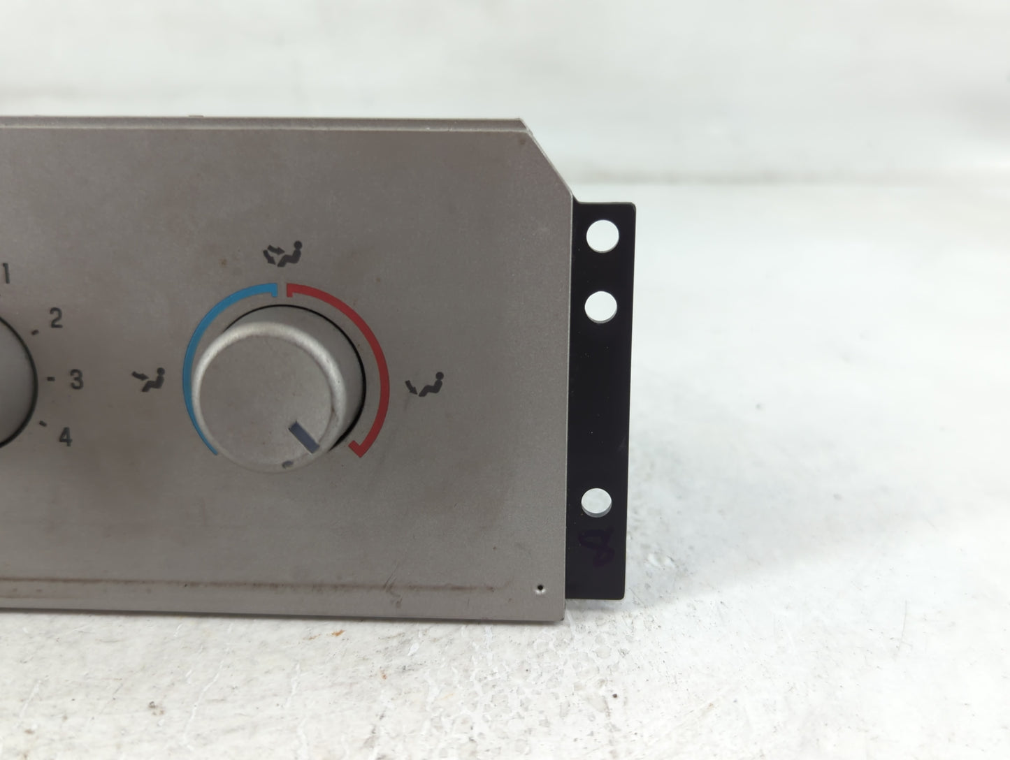 2008 Lincoln Navigator Climate Control Module Temperature AC/Heater Replacement P/N:8L74-19980-AB Fits OEM Used Auto Parts -