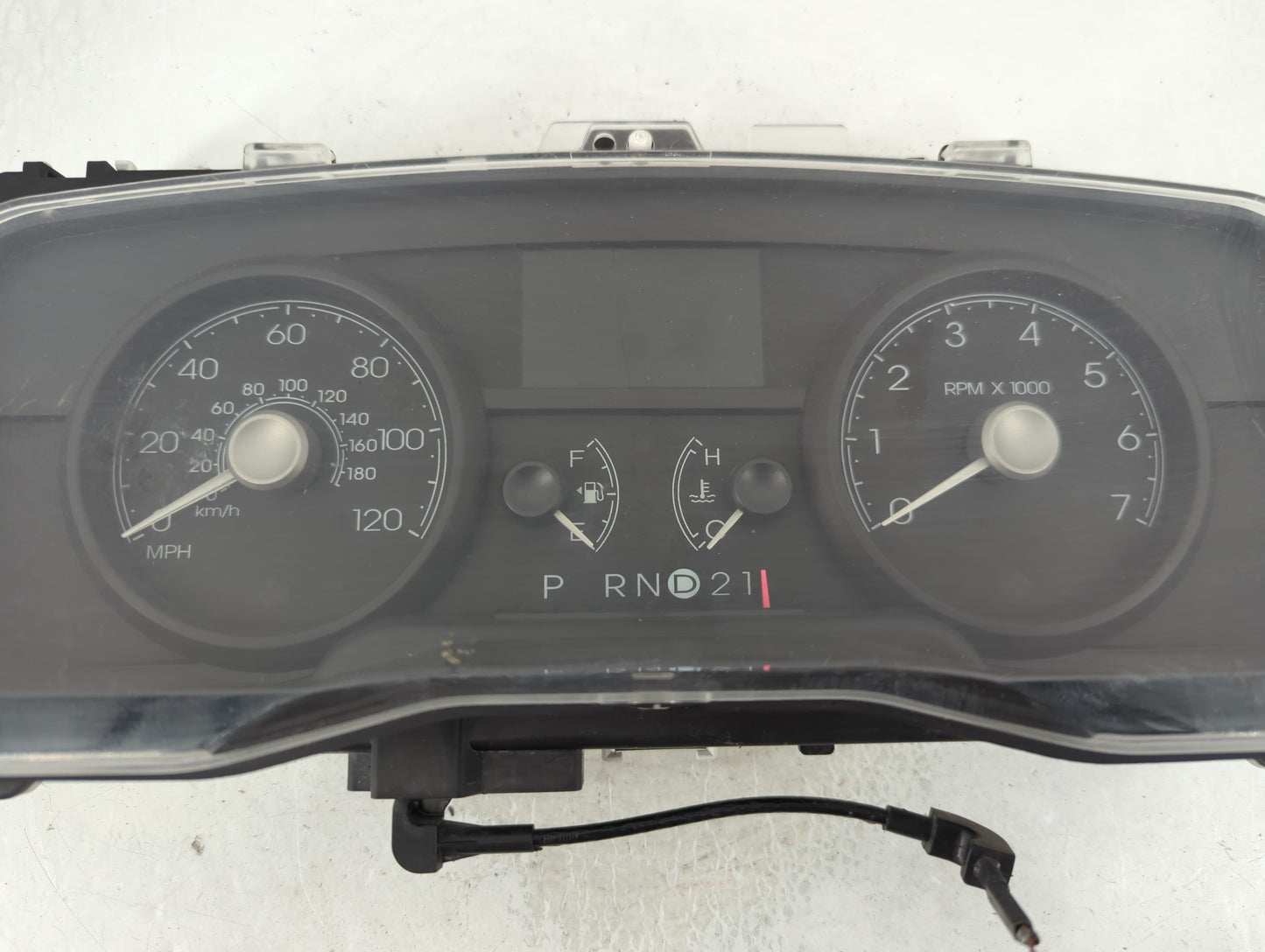 2007-2008 Lincoln Town Car Instrument Cluster Speedometer Gauges Fits Fits 2007 2008 OEM Used Auto Parts - Oemusedautoparts1