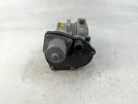 2005-2011 Lincoln Town Car Throttle Body P/N:022508 3 EE01A 9W7E-AA Fits OEM Used Auto Parts - Oemusedautoparts1.com