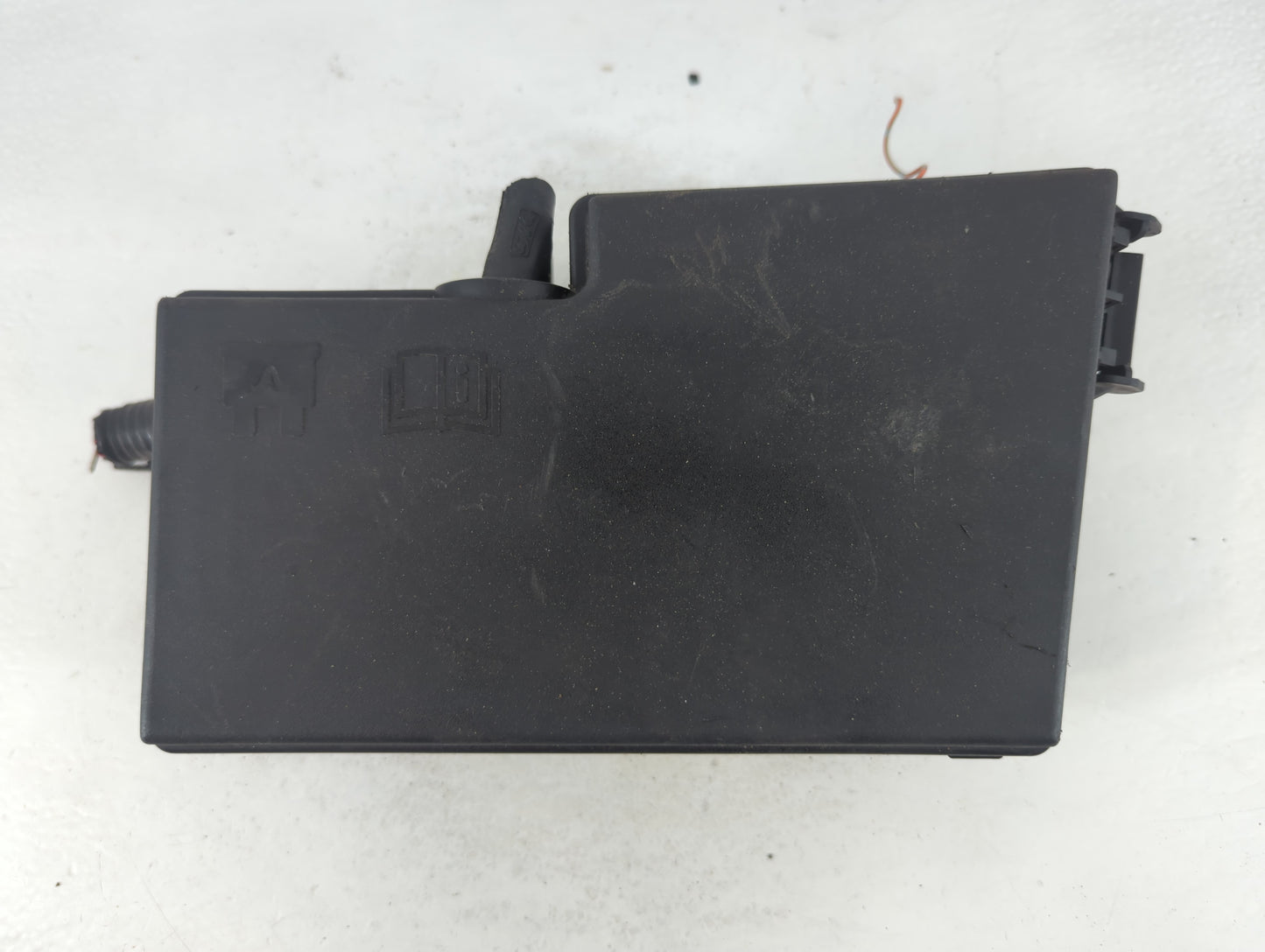 2004-2009 Mazda 3 Fusebox Fuse Box Panel Relay Module P/N:518818109 Fits Fits 2004 2005 2006 2007 2008 2009 OEM Used Auto Pa