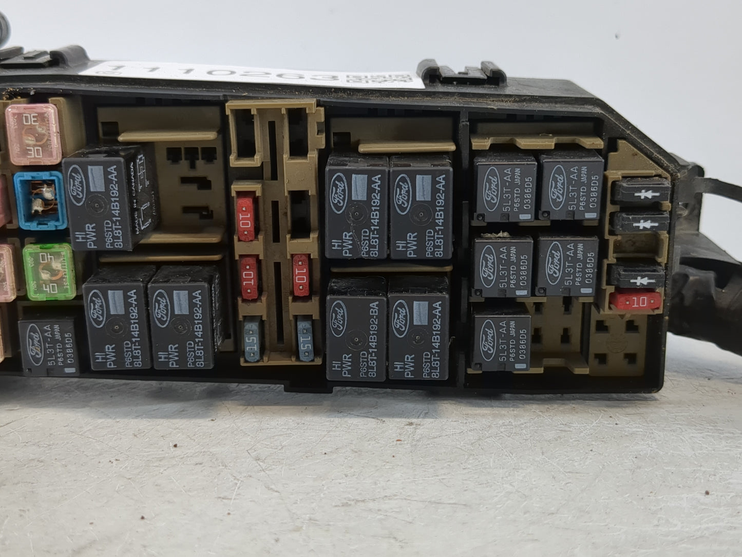 2004-2009 Mazda 3 Fusebox Fuse Box Panel Relay Module P/N:8L8T-14A003-A Fits Fits 2004 2005 2006 2007 2008 2009 OEM Used Aut