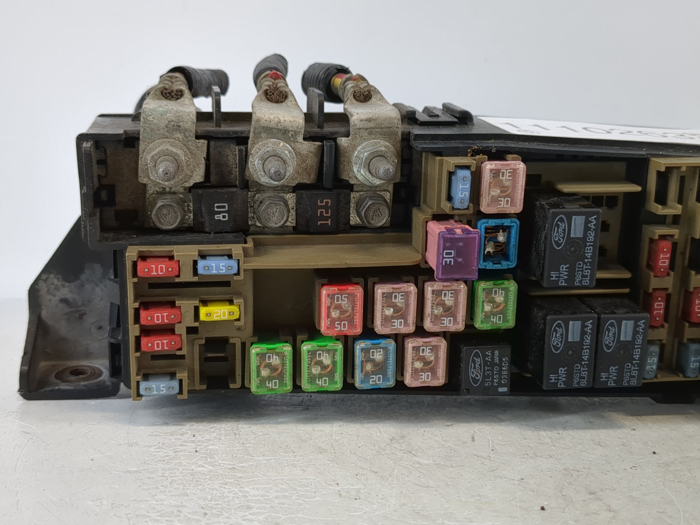 2004-2009 Mazda 3 Fusebox Fuse Box Panel Relay Module P/N:8L8T-14A003-A Fits Fits 2004 2005 2006 2007 2008 2009 OEM Used Aut