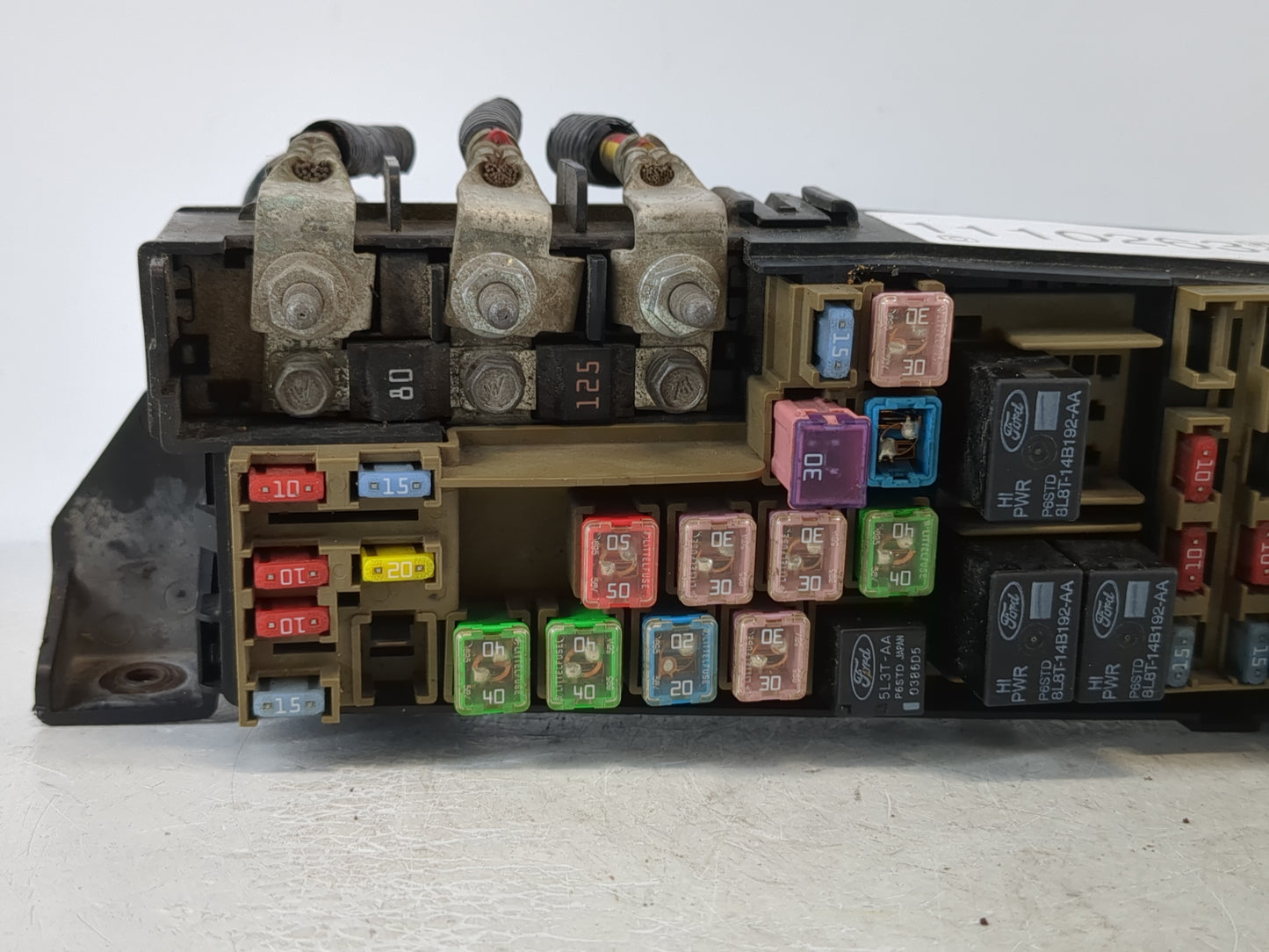 2004-2009 Mazda 3 Fusebox Fuse Box Panel Relay Module P/N:8L8T-14A003-A Fits Fits 2004 2005 2006 2007 2008 2009 OEM Used Aut