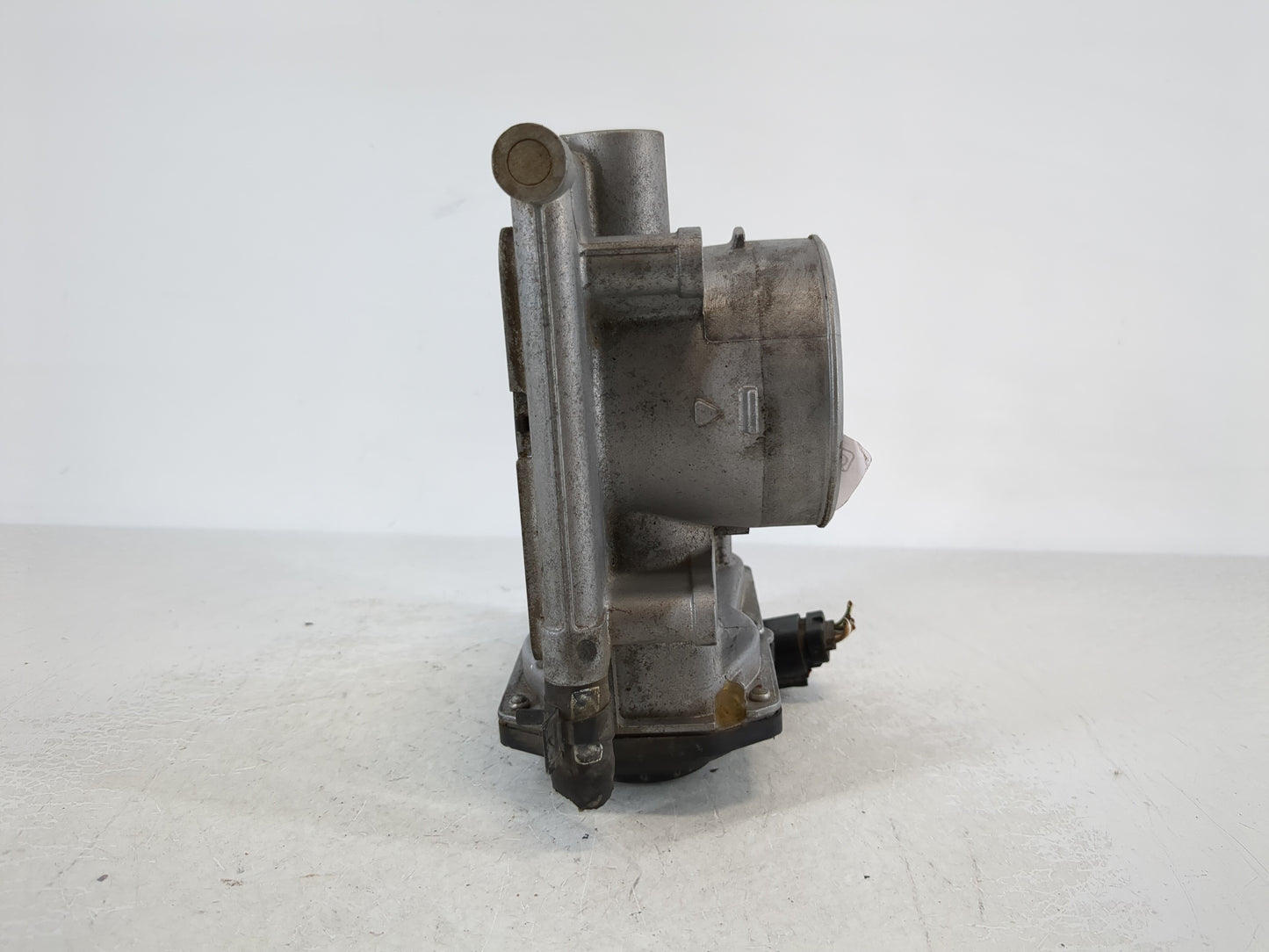 2006-2013 Mazda 3 Throttle Body P/N:L3R4 13 640 Fits Fits 2006 2007 2008 2009 2010 2011 2012 2013 OEM Used Auto Parts - Oemu