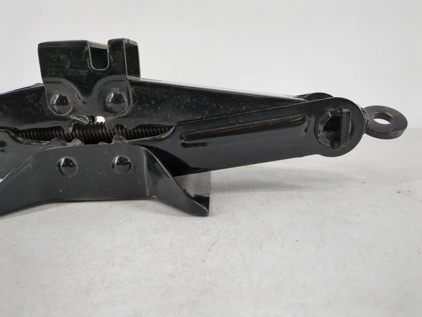 2008 Mazda 3 Spare Scissor Car Jack - Oemusedautoparts1.com