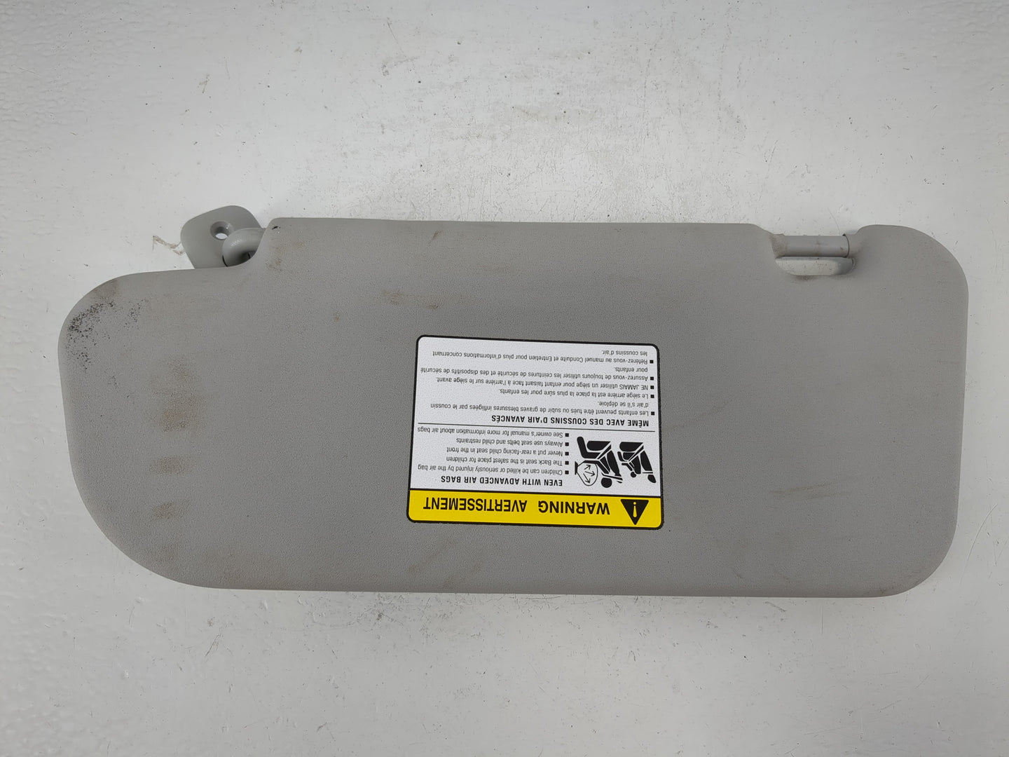 2007-2009 Mazda 3 Sun Visor Shade Replacement Passenger Right Mirror Fits Fits 2007 2008 2009 OEM Used Auto Parts - Oemuseda